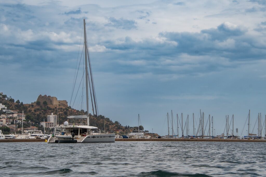 How To Sail A Catamaran